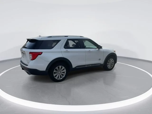 Used 2022 White Ford King Ranch image 8