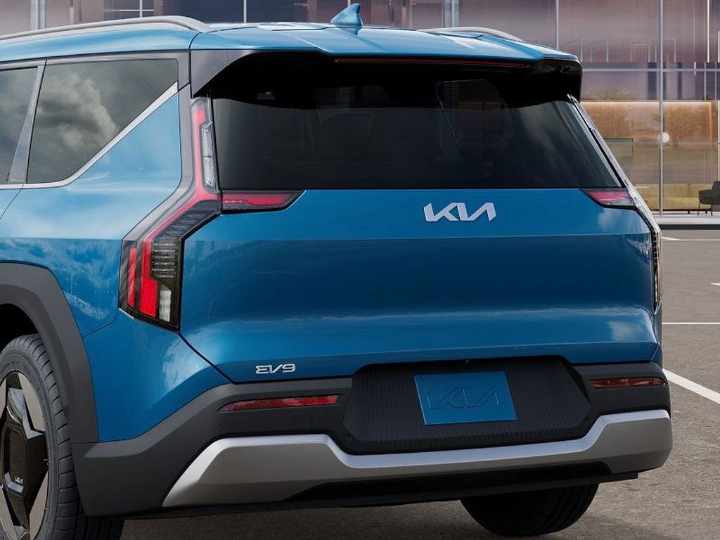 2026 Kia EV9 Wind - Photo 13