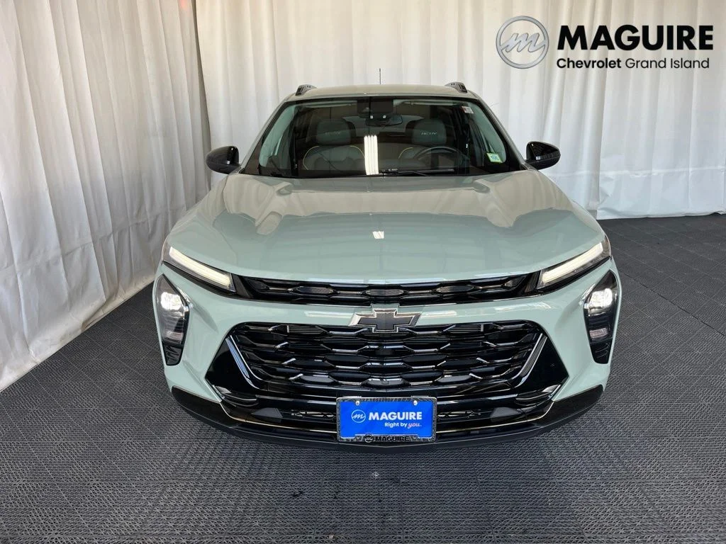 Used 2025 Green Chevrolet ACTIV image 30