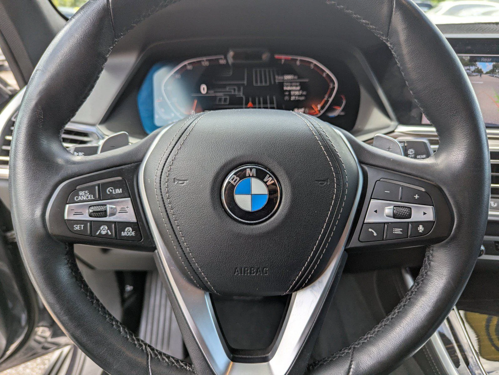 Used 2020 Arctic Grey Metallic BMW sDrive40i image 33