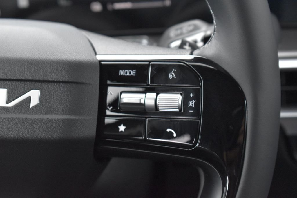 New 2026 Aurora Black Pearl Kia EX image 13