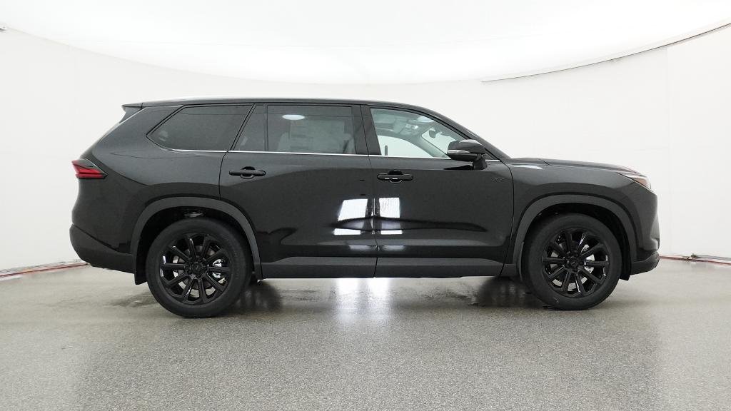 New 2026 Midnight Black Metallic Toyota XLE image 43