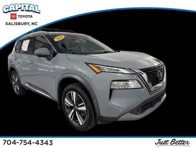 Used 2021 Gray Nissan SL image 1