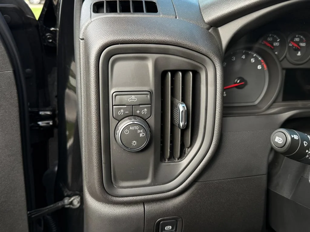 Used 2026 Black Chevrolet Custom image 26