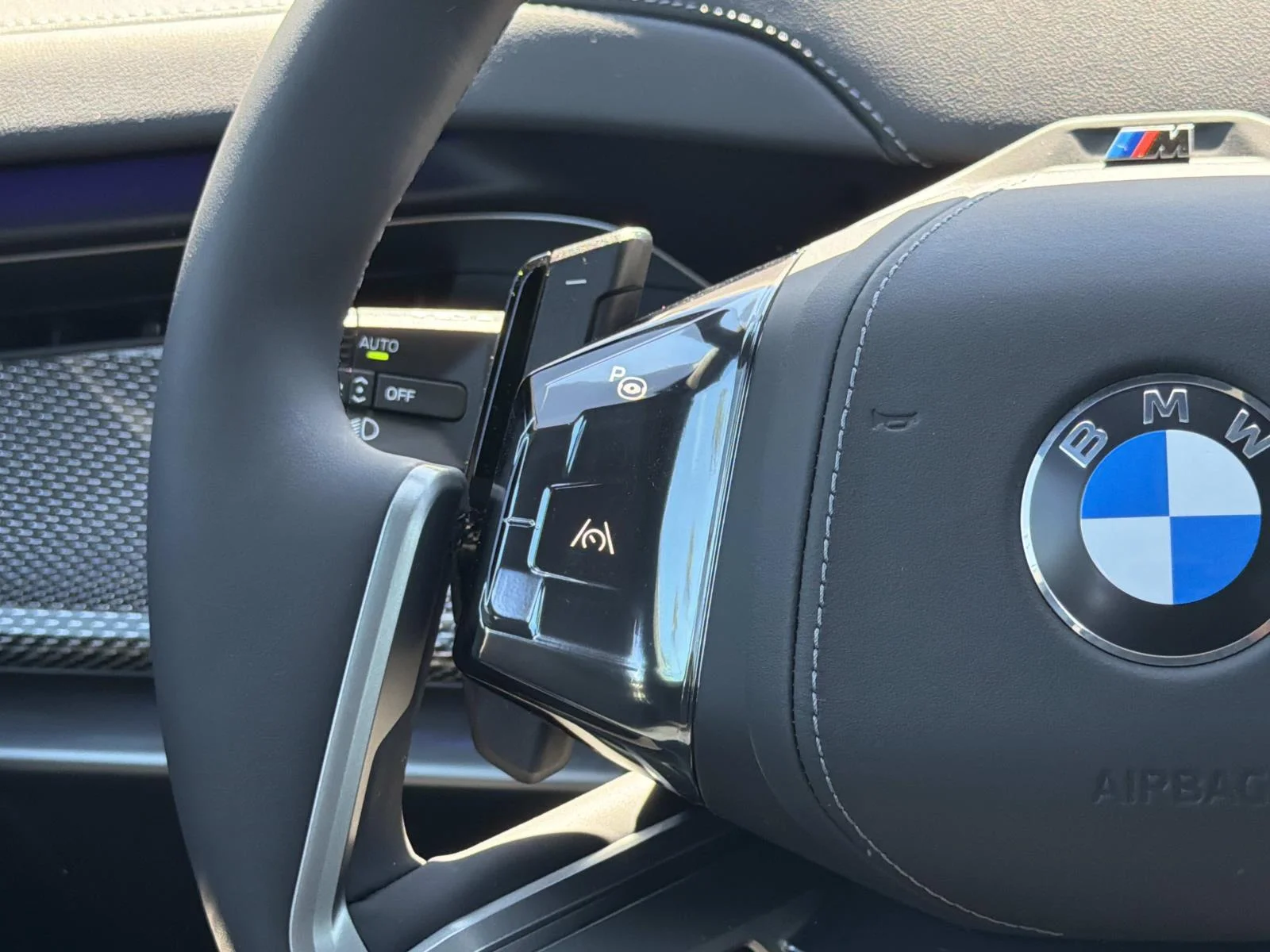New 2027 Oxide Grey Metallic BMW 740i image 11