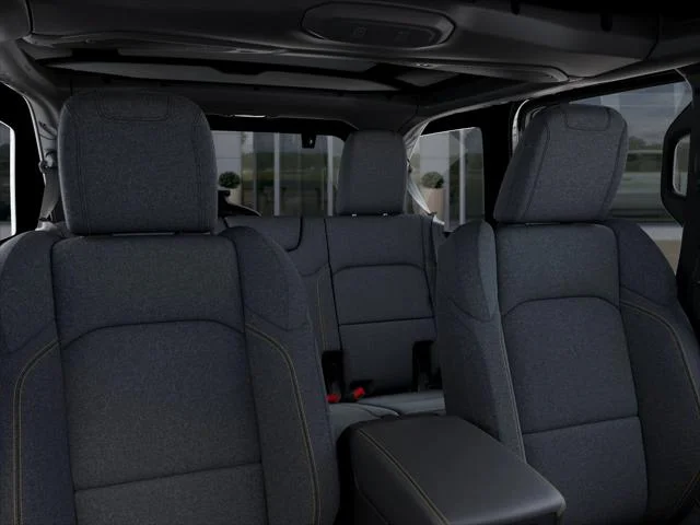 New 2026 Granite Crystal Metallic Clear-Coat Exterior Paint Jeep Sahara image 52