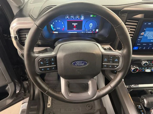 Used 2025 Gray Ford Lariat image 22