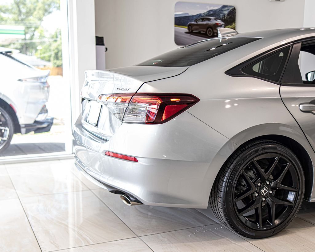 Used 2025 Silver Honda Sport image 12