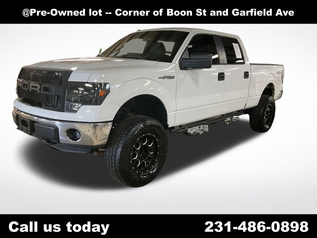 Used 2014  Ford XL image 1
