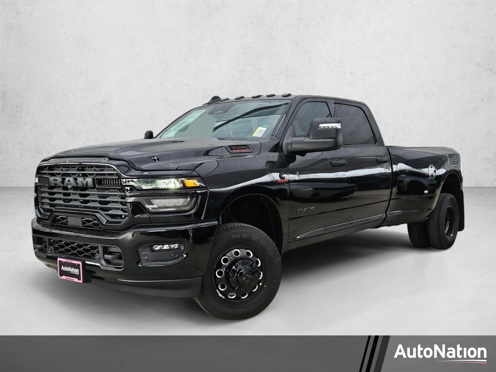 New 2026 Diamond Black Crystal Pearl-Coat Exterior Paint RAM Lone Star image 1