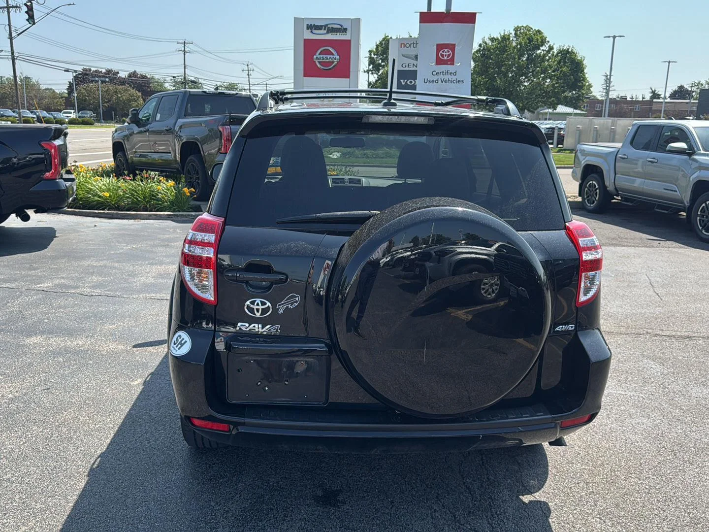Used 2012 Black Toyota Limited image 4