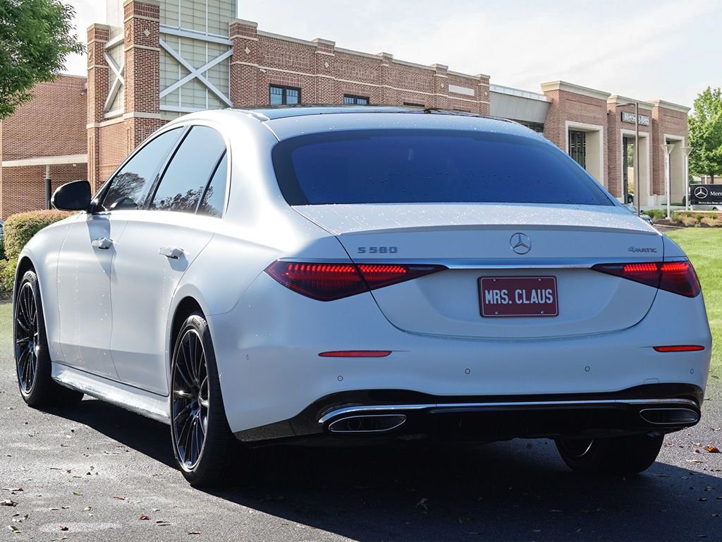 New 2026 MANUFAKTUR Moonlight White Magno Mercedes-Benz S 580 image 7