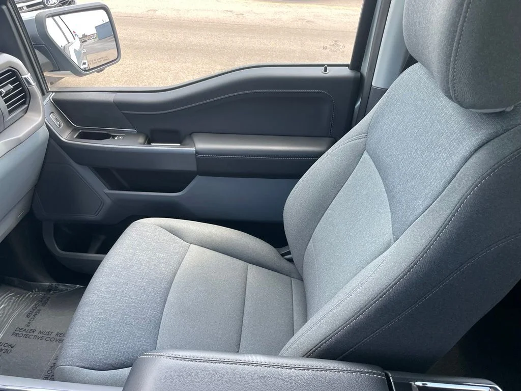 Used 2024 Silver Metallic Ford XLT image 24