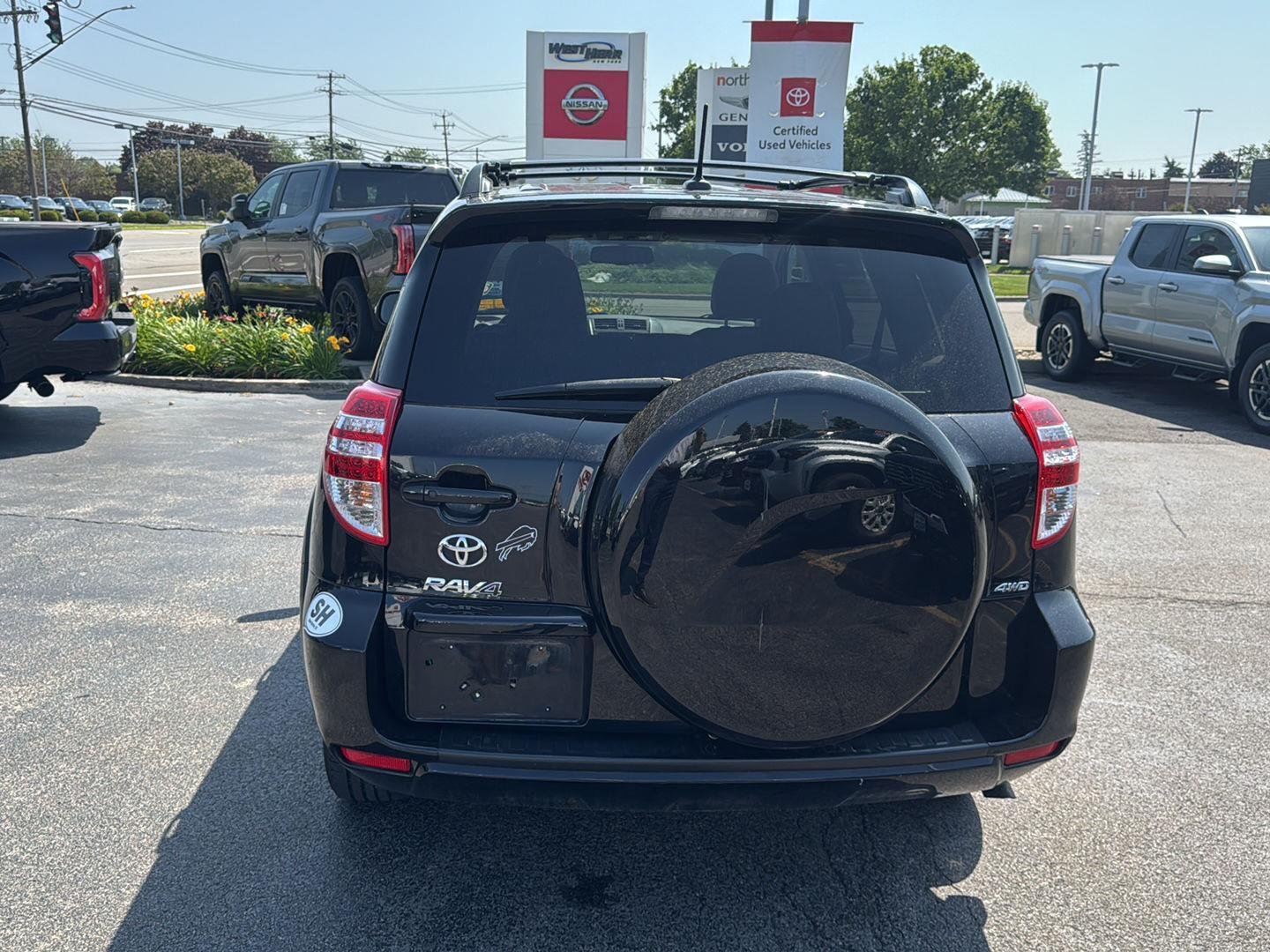 Used 2012 Black Toyota Limited image 4