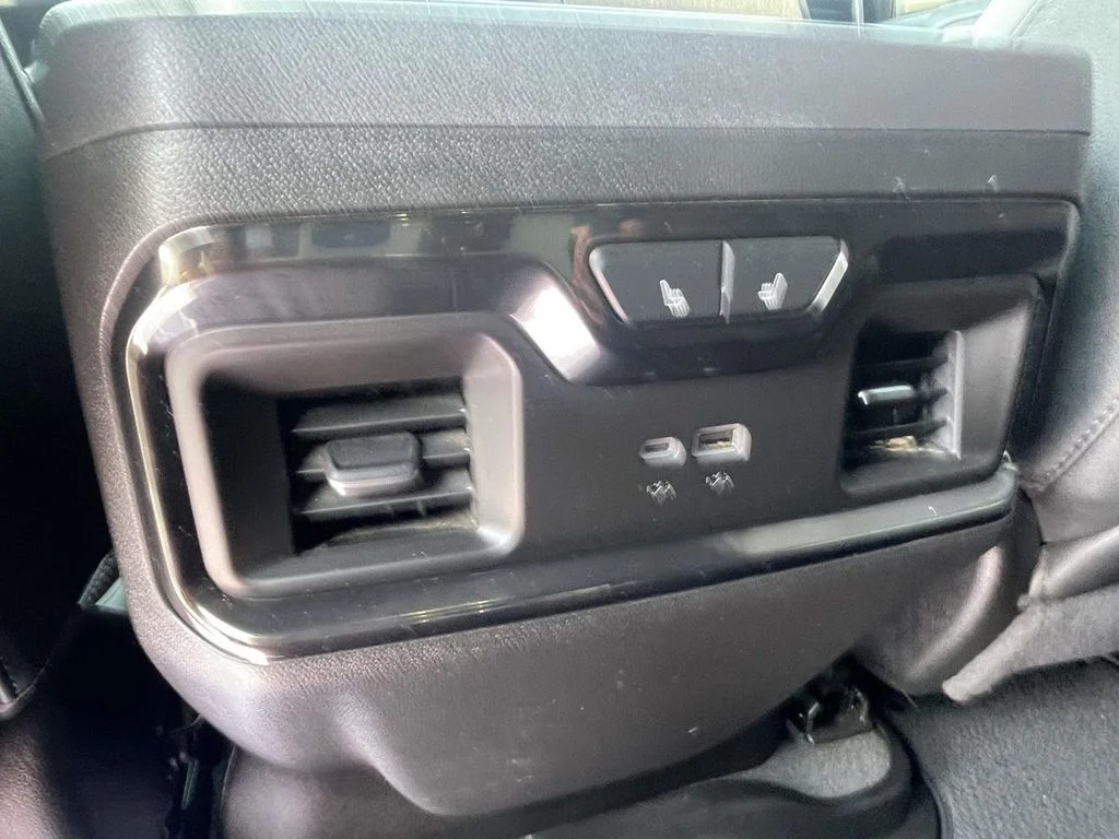 Used 2024 Summit White GMC AT4 image 13
