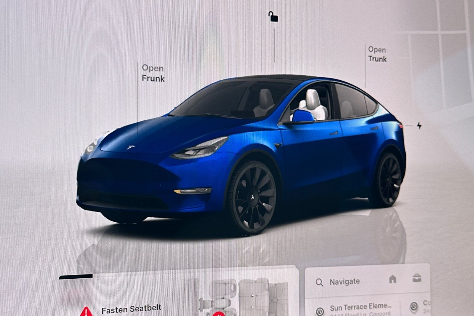 2025 Tesla Model Y Long Range - Photo 19