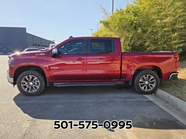 Used 2021 Chevrolet Silverado 1500 LT with VIN 3GCUYDED8MG194517 for sale in Little Rock