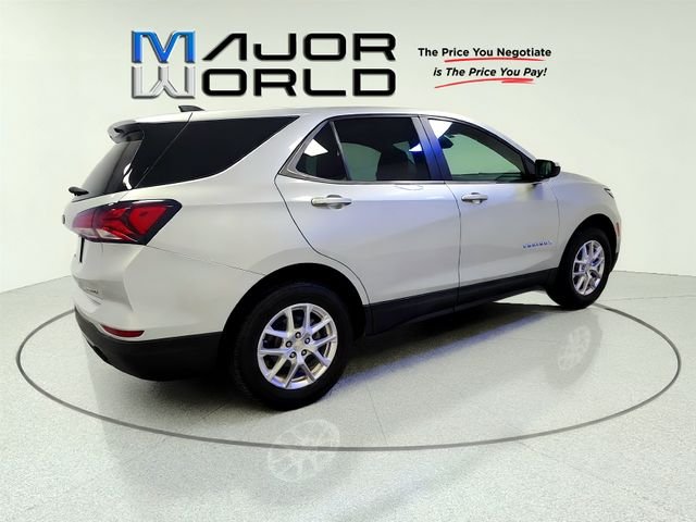 Used 2022 Silver Chevrolet LT image 7