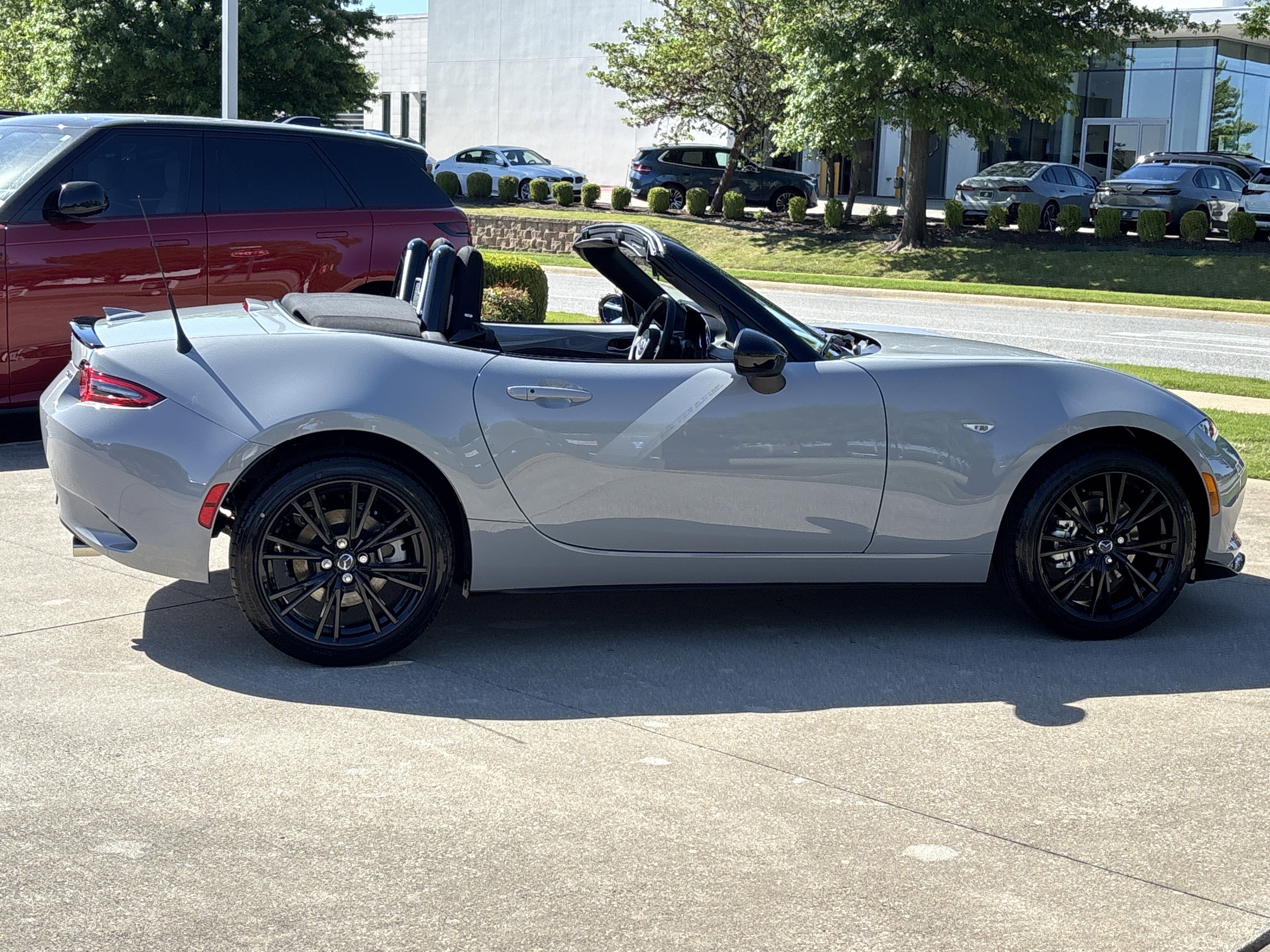 New 2026 Mazda MX-5 MIATA Club CONVERTIBLE in Bentonville #Z704200