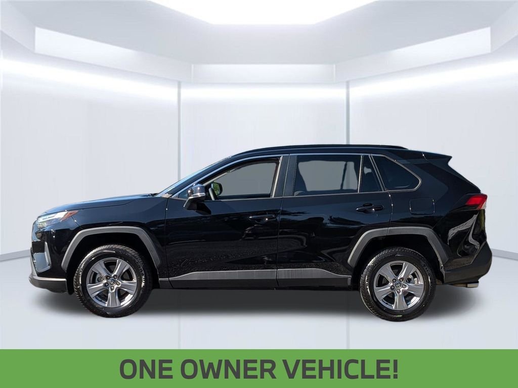 Used 2022 Black Toyota XLE image 2