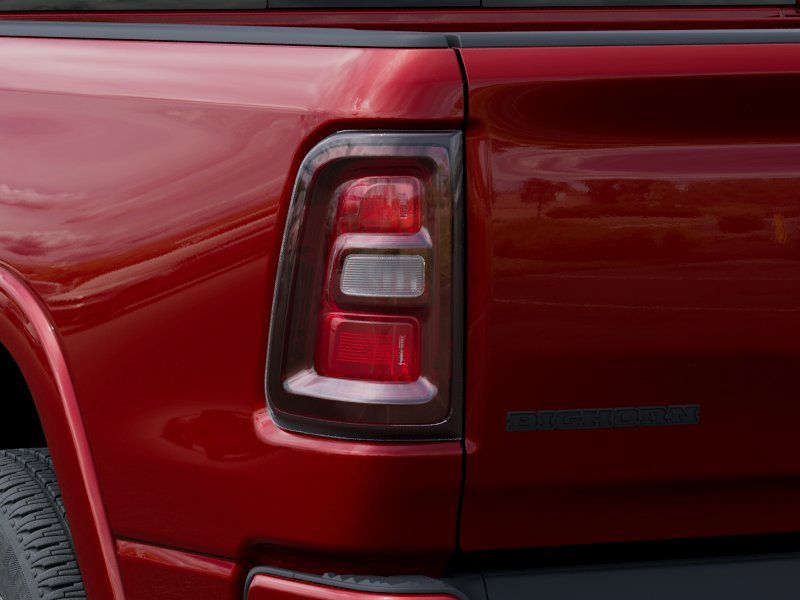 New 2026 Molten Red Pearl-Coat Exterior Paint RAM Big Horn/Lone Star image 5