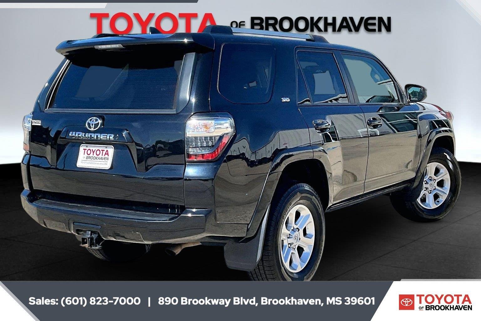 Used 2024 Midnight Black Metallic Toyota SR5 image 11