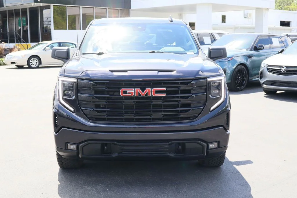 Used 2024 Gray GMC Elevation image 4