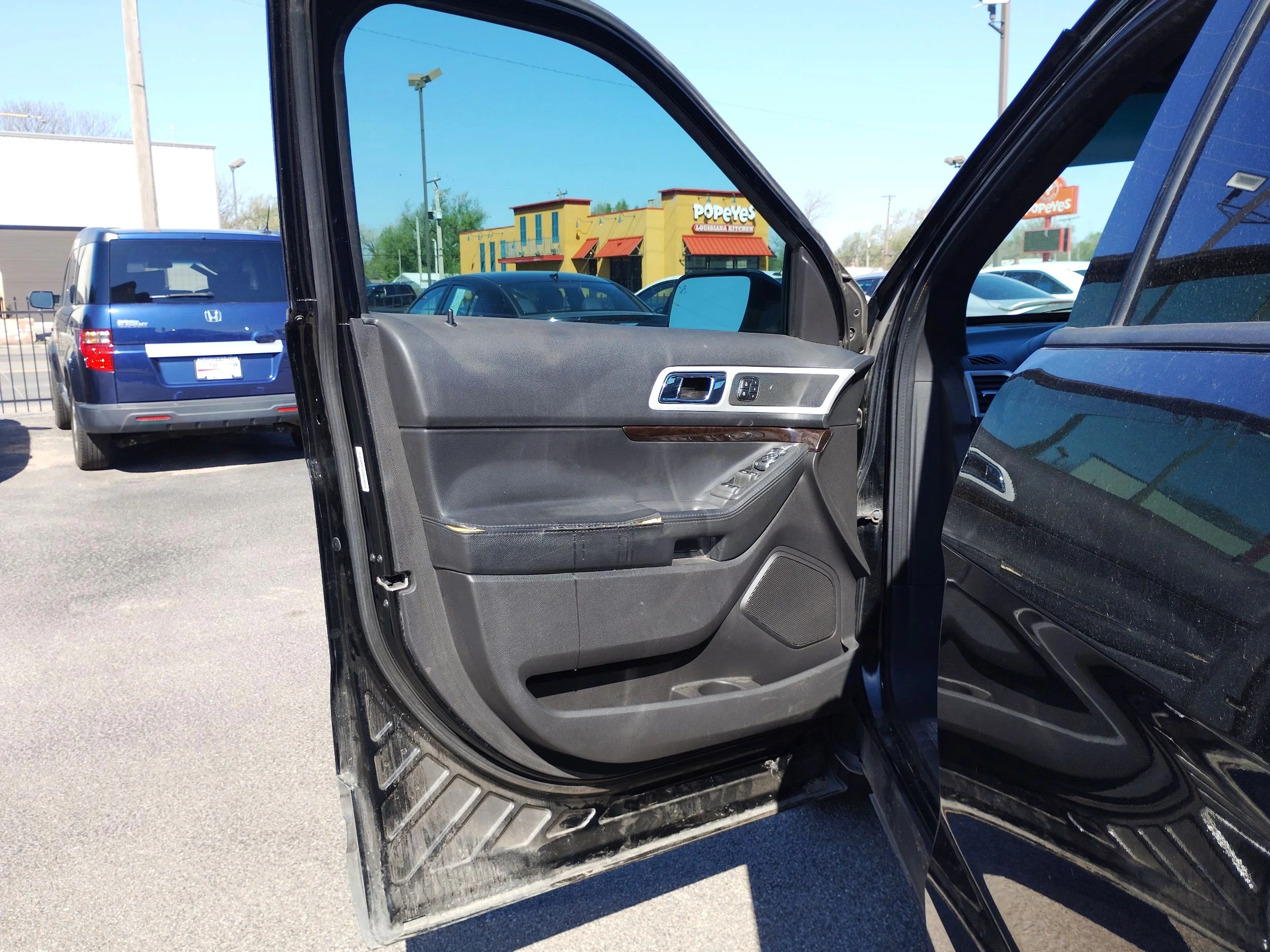 Used 2011 Black Ford Limited 4WD image 17