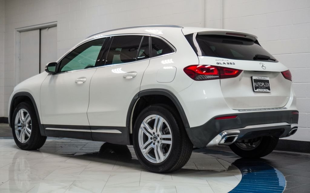 Used 2022 White Mercedes-Benz GLA 250 image 33