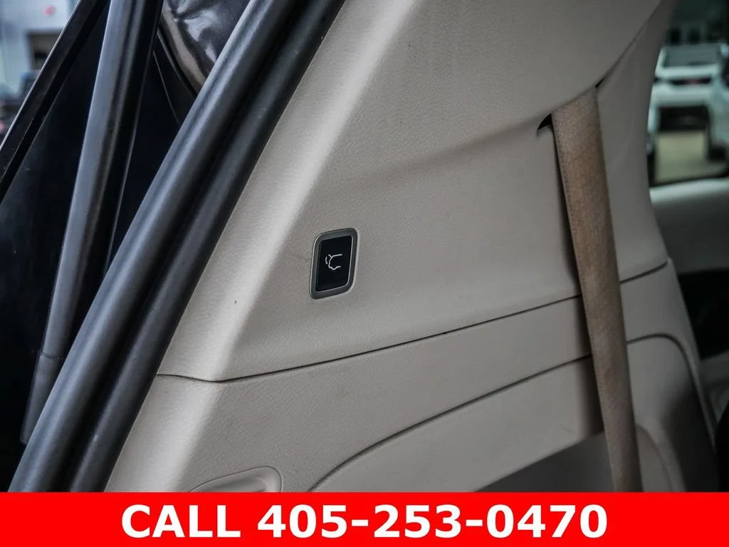 Used 2023 Gray Chrysler Touring L image 12