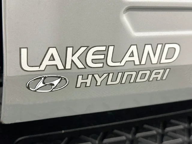 New 2027 Gray Hyundai SE image 24