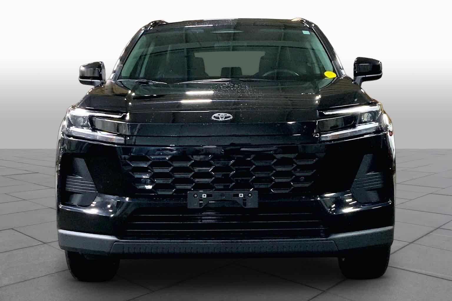 Used 2026 Midnight Black Metallic Toyota XLE Premium image 4