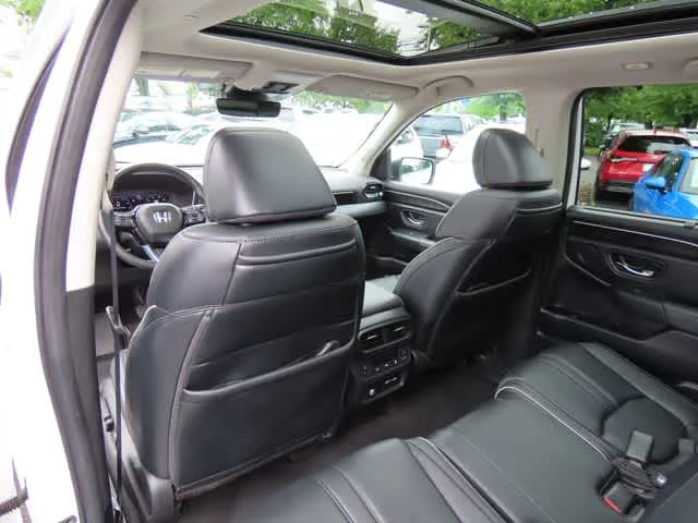 2023 Honda Pilot Elite - Photo 17