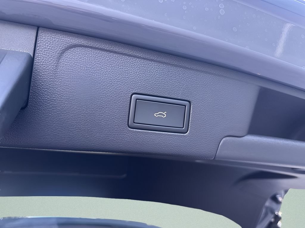 New 2026 Pure Gray Volkswagen 2.0T SEL Premium R-Line image 25