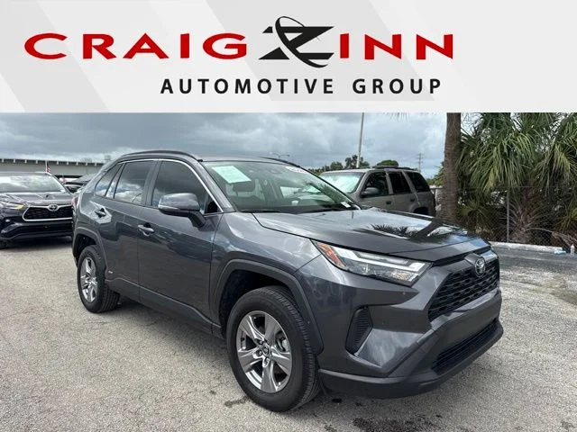 2025 Toyota RAV4 Hybrid XLE