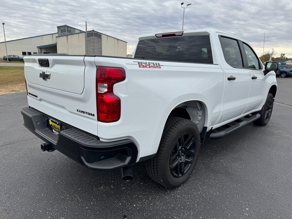 2025 Chevrolet Silverado 1500 Custom Trail Boss photo 4