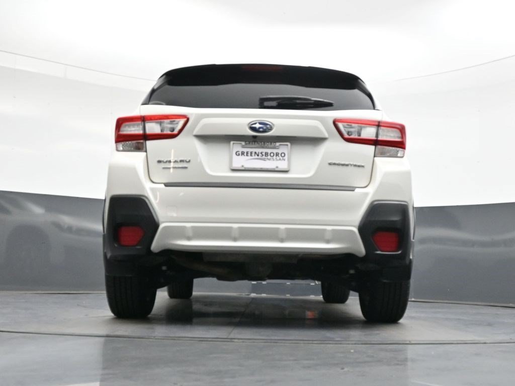 Used 2018 Crystal White Pearl Subaru Premium image 34