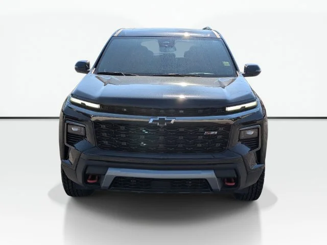 New 2027 Mosaic Black Metallic Chevrolet Z71 image 2
