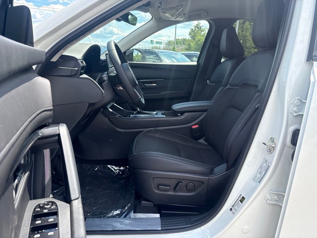New 2026 Rhodium White Metallic Mazda 2.5 S Preferred AWD image 9