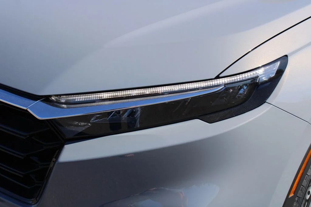 New 2026 Urban Gray Pearl Honda AWD EX image 11