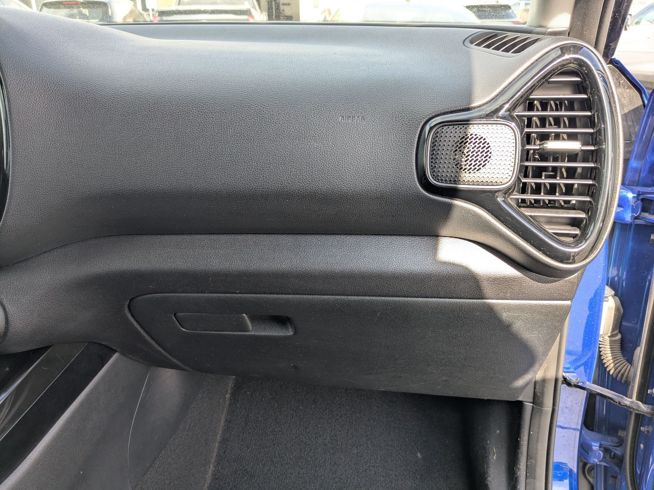 Used 2020 Neptune Blue Kia EX image 28