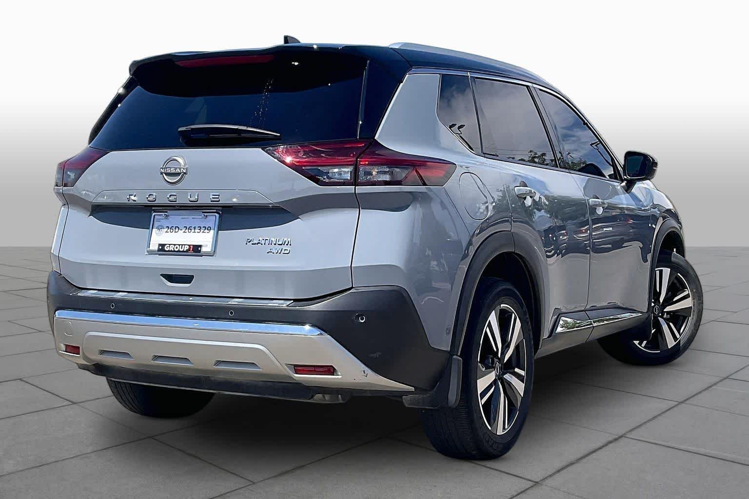 Used 2022 Boulder Gray Pearl/Super Black Nissan Platinum image 13