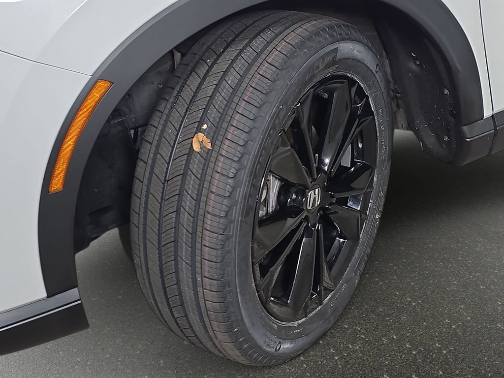 Used 2024 Platinum White Honda Sport Touring image 37