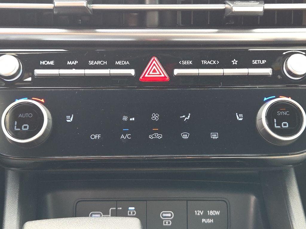 New 2026 White Hyundai SEL FWD image 21