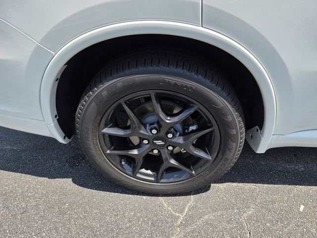 New 2026 White Knuckle Clearcoat Dodge GT Plus HEMI V8 image 15