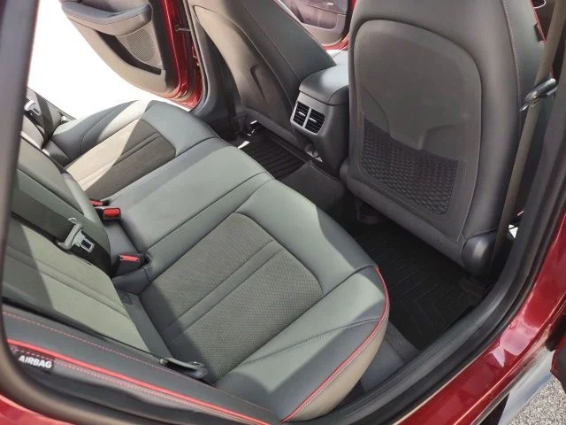 Used 2023 Red Hyundai SEL Plus image 20
