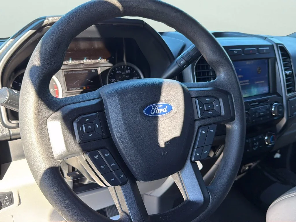 Used 2020 White Ford XLT image 20