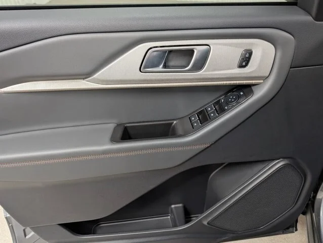 New 2026 Carbonized Gray Metallic Ford Active image 38