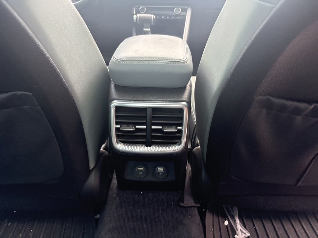 Used 2021 Everlasting Silver Kia EX image 33