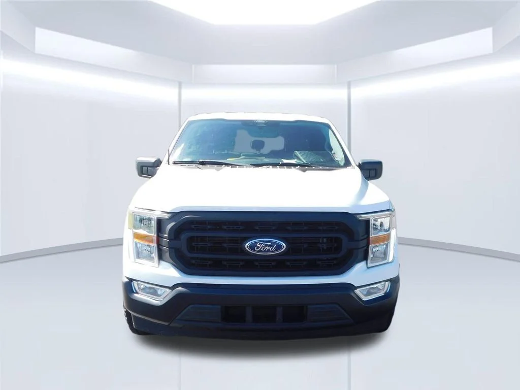 Used 2022 White Ford XL image 10